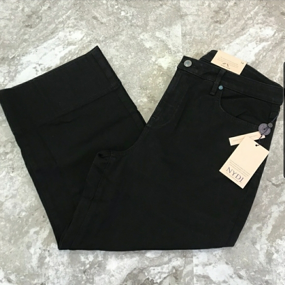 NYDJ Pants - NYDJ wide leg Capri black